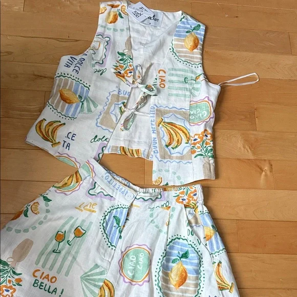 Colorful Printed Women's Short Set - Picture 8 of 11